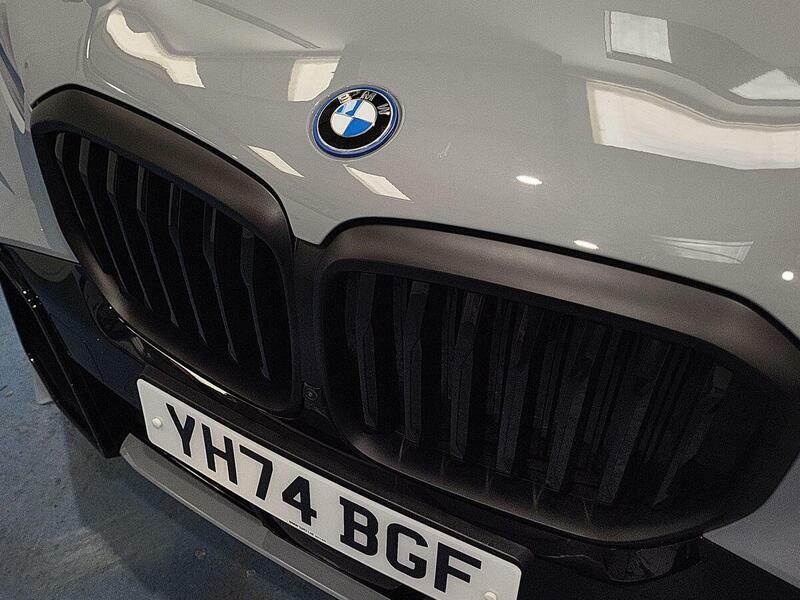 BMW X5 M60i Grey #48