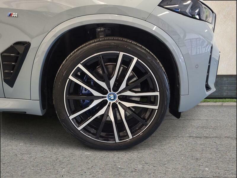 BMW X5 M60i Grey #9