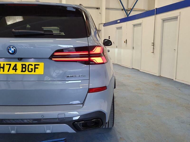 BMW X5 M60i Grey #26