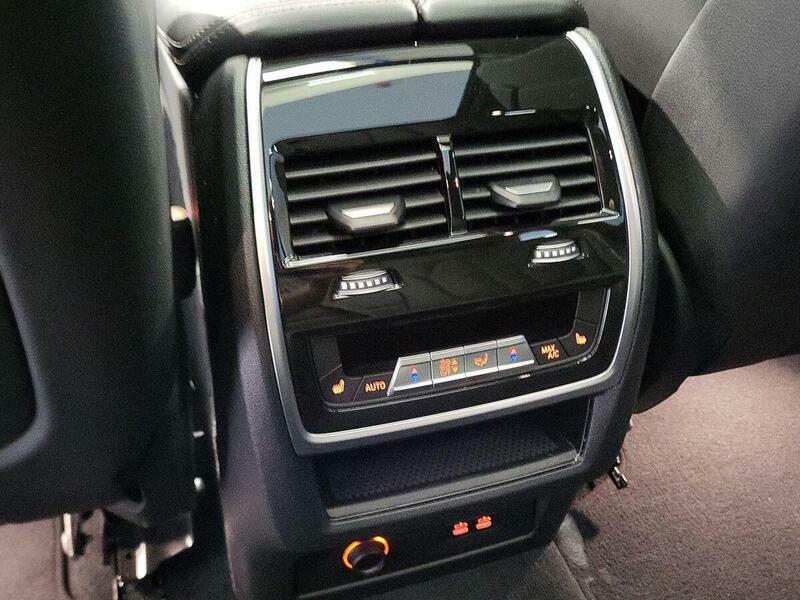 BMW X5 M60i Grey #52