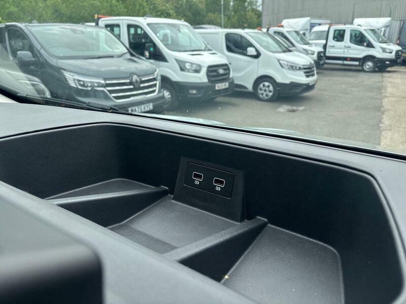 Renault Trafic Ll30 Blue Dci 150 Extra Safety Van Eag9 White #71