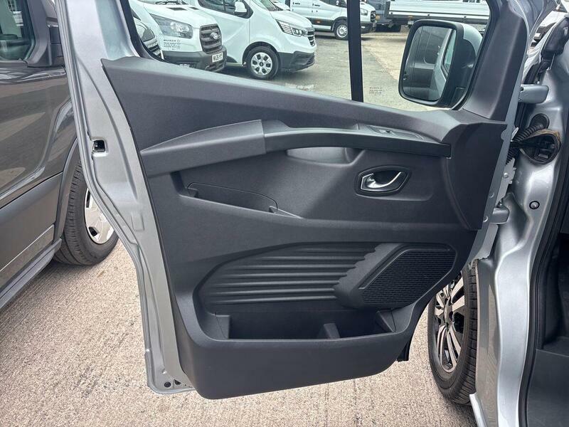 Renault Trafic Ll30 Blue Dci 150 Extra Safety Van Eag9 White #31