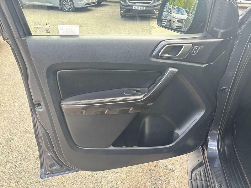 Ford Ranger Pick Up Double Cab Wildtrak 2.0 Ecoblue 213 Red #25
