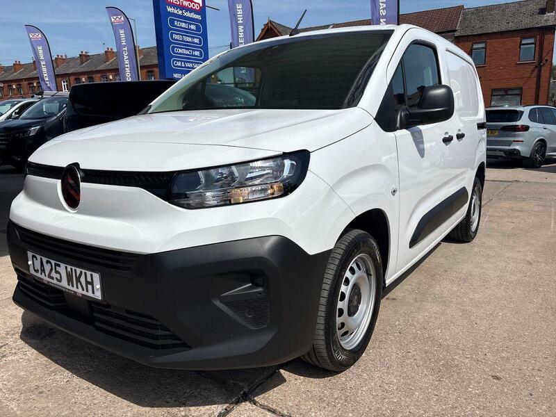 Citroen Berlingo 1.5 Bluehdi 100Ps Van Driver Panel Van Black #48