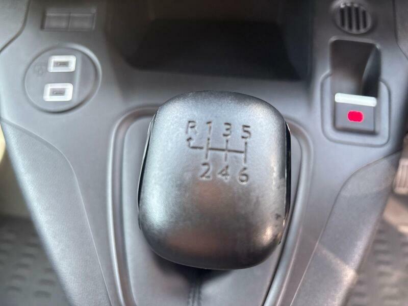 Citroen Berlingo 1.5 Bluehdi 100Ps Van Driver Panel Van Black #18