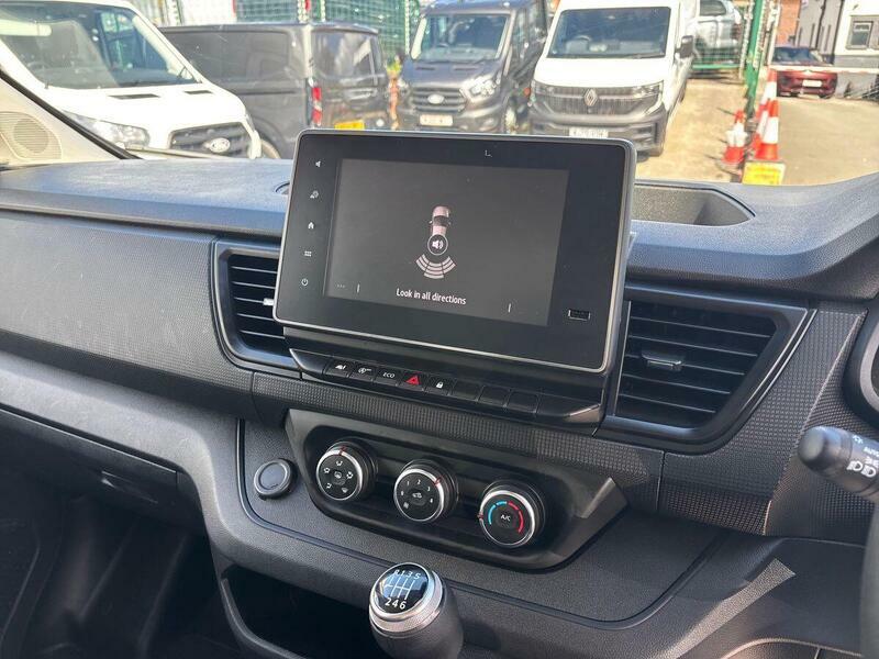 Renault Trafic Ll30 Blue Dci 150 Extra Safety Crew Van White #27