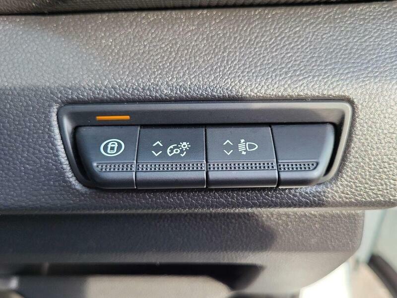 Renault Trafic Ll30 Blue Dci 150 Extra Safety Crew Van White #135