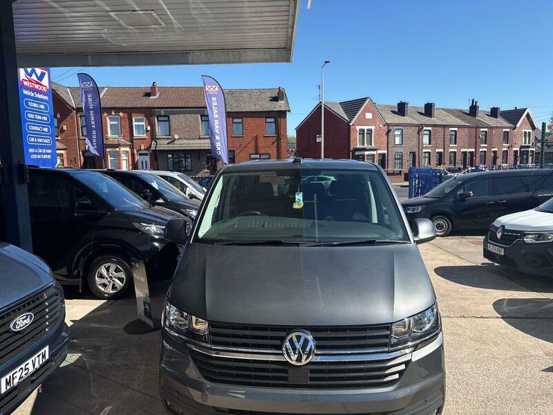 Volkswagen Transporter Highline White #63
