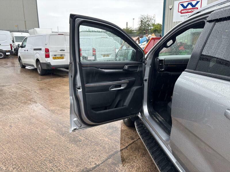 Ford Ranger Platinum 3.0 V6 240Ps Grey #32