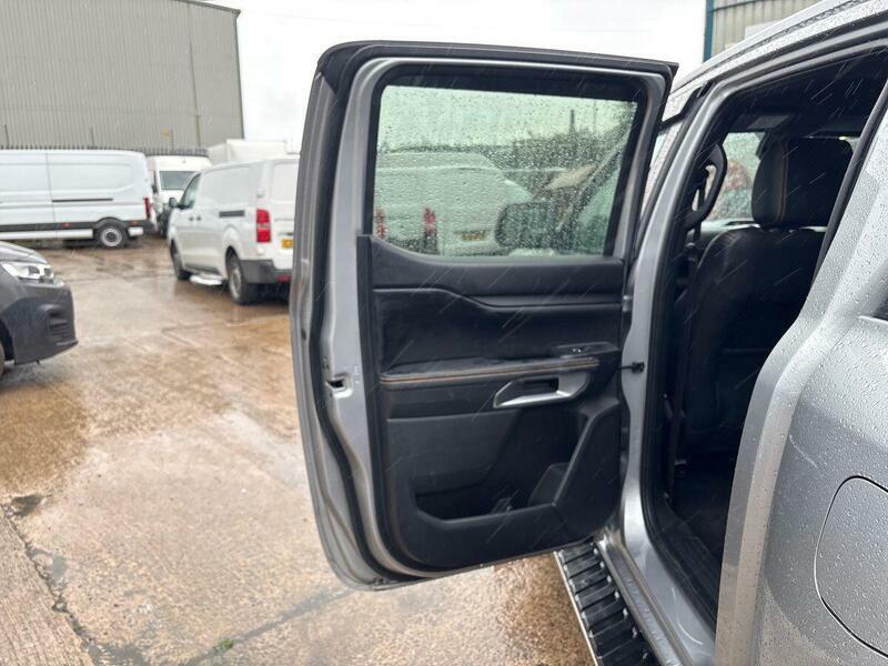 Ford Ranger Platinum 3.0 V6 240Ps Grey #34