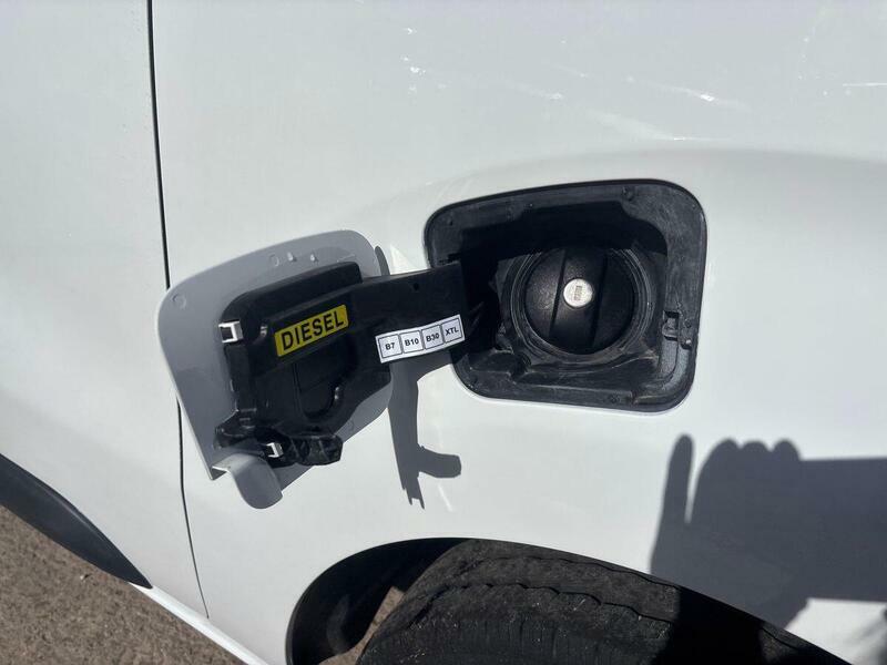Vauxhall Vivaro Vivaro Panelvan L2 Pro 2.0Td 145 Mt6 Grey #20