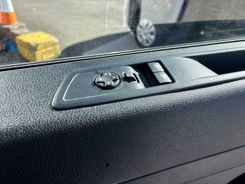 Vauxhall Vivaro Vivaro Panelvan L2 Pro 2.0Td 145 Mt6 Grey #49