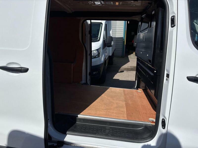 Vauxhall Vivaro Vivaro Panelvan L2 Pro 2.0Td 145 Mt6 Grey #47