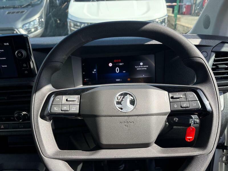 Vauxhall Vivaro Vivaro Panelvan L2 Pro 2.0Td 145 Mt6 Grey #72
