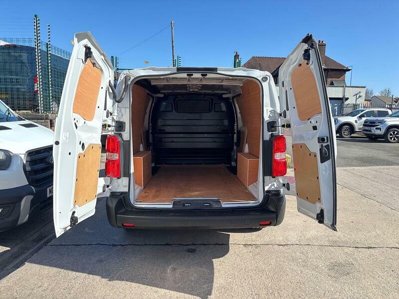 Vauxhall Vivaro Vivaro Panelvan L2 Pro 2.0Td 145 Mt6 Grey #110