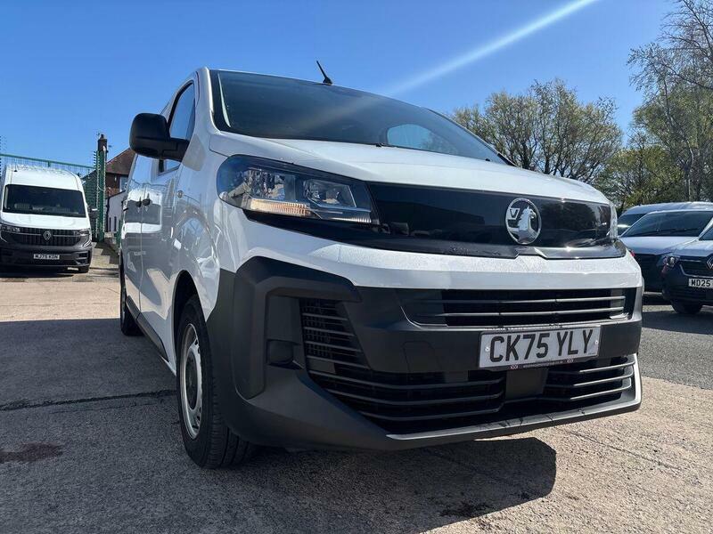 Vauxhall Vivaro Vivaro Panelvan L2 Pro 2.0Td 145 Mt6 Grey #34