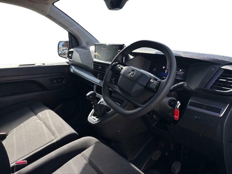 Vauxhall Vivaro Vivaro Panelvan L2 Pro 2.0Td 145 Mt6 Grey #14