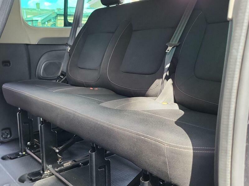 Renault Trafic Sl30 Blue Dci 150 Extra Sport Van White #80