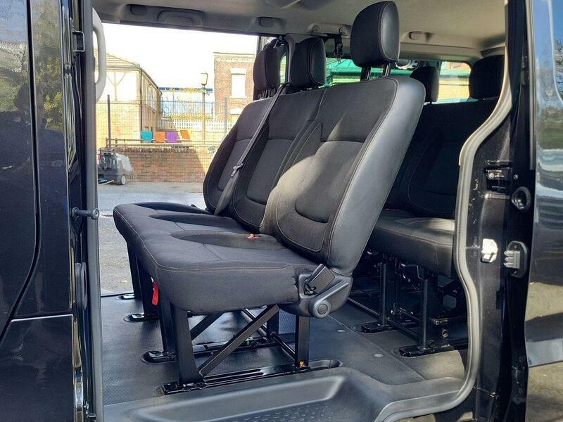 Renault Trafic Sl30 Blue Dci 150 Extra Sport Van White #90