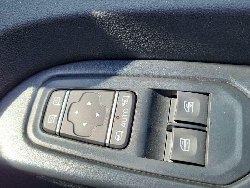 Renault Trafic Sl30 Blue Dci 150 Extra Sport Van White #25