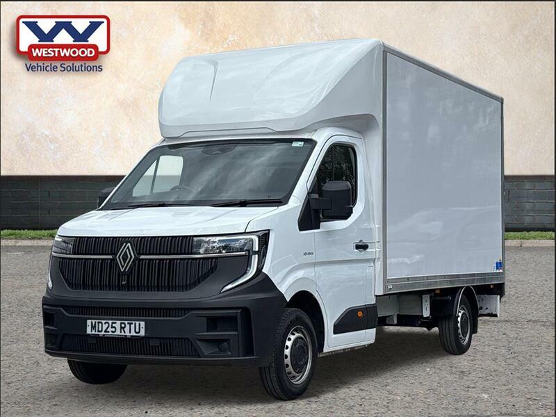 Renault Master Lm35 Blue Dci 130 Advance Medium Roof Van White #136