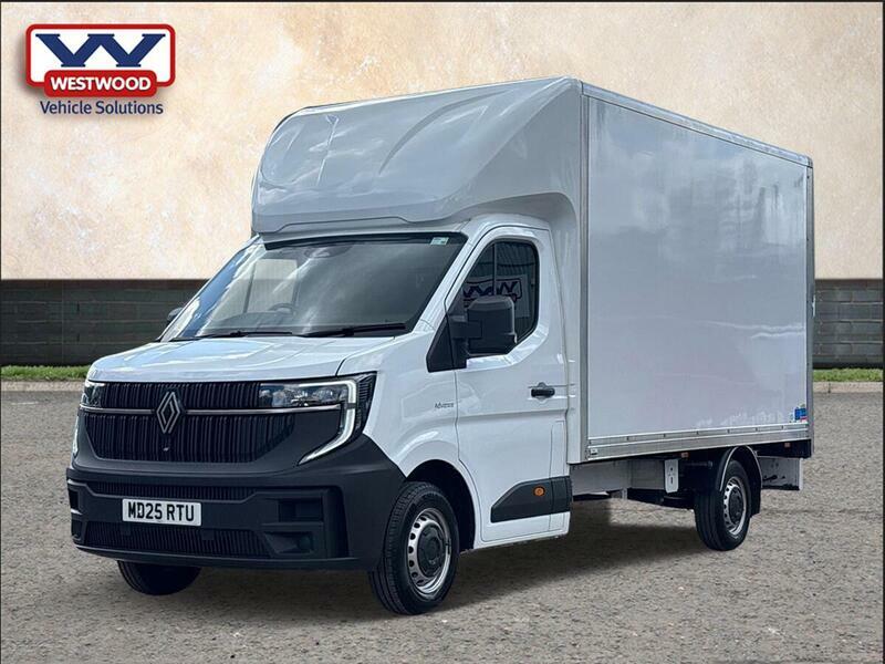 Renault Master Lm35 Blue Dci 130 Advance Medium Roof Van White #7