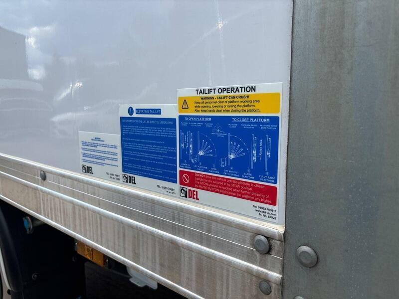 Renault Master Lm35 Blue Dci 130 Advance Medium Roof Van White #170