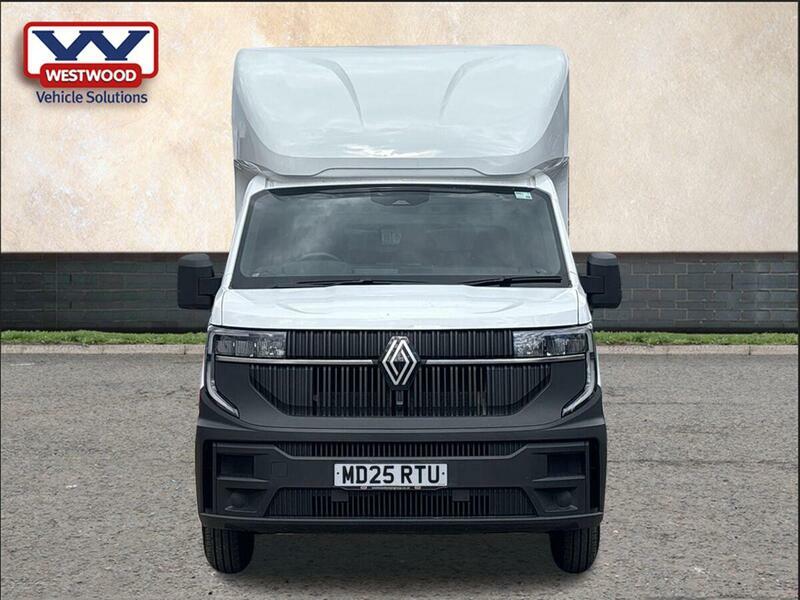 Renault Master Lm35 Blue Dci 130 Advance Medium Roof Van White #137