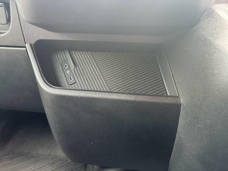 Renault Master Lm35 Blue Dci 130 Advance Medium Roof Van White #200