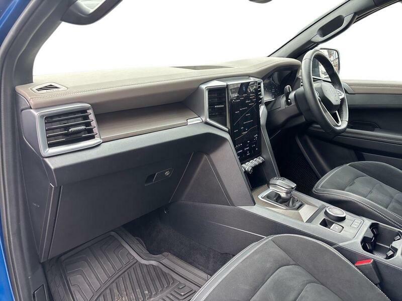 Volkswagen Amarok Style Blue #68