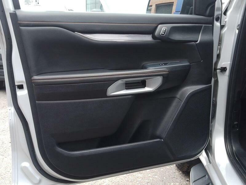 Ford Ranger Pick Up Double Cab Wildtrak 2.0 Ecoblue 205 Black #25