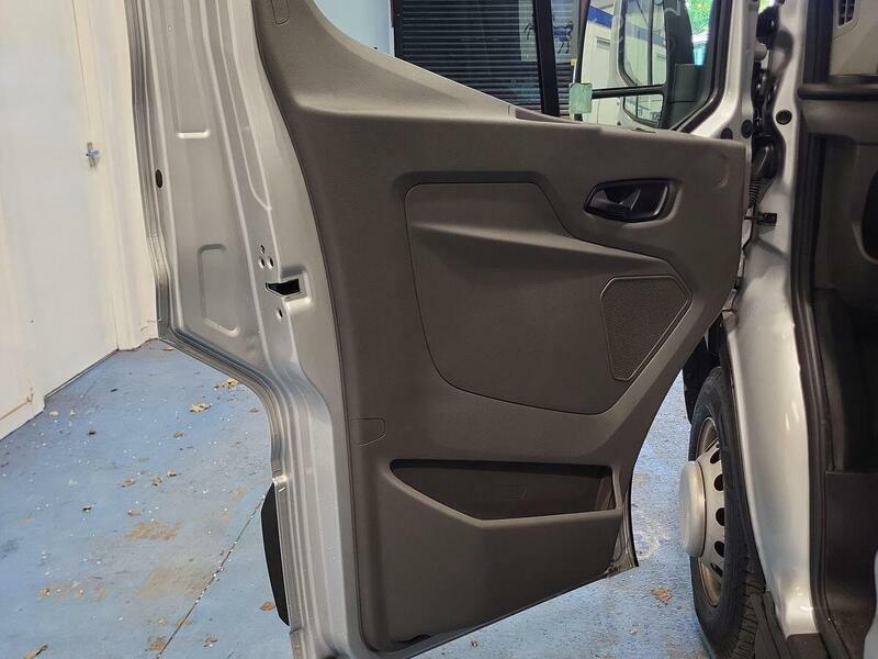 Ford Transit Custom L3 H2 350 Leader Fwd 2.0 Ecoblue 130Ps Silver #70