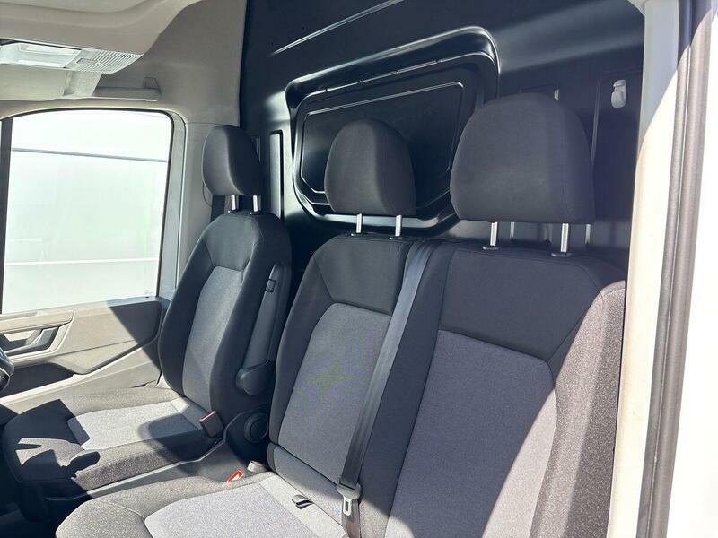 Volkswagen Crafter Cr35 Panel Van Startline Mwb 140 Ps 2.0 Tdi 6Sp Ma White #41