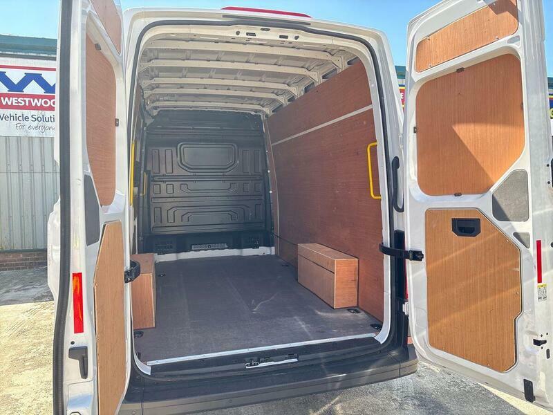 Volkswagen Crafter Cr35 Panel Van Startline Mwb 140 Ps 2.0 Tdi 6Sp Ma White #57