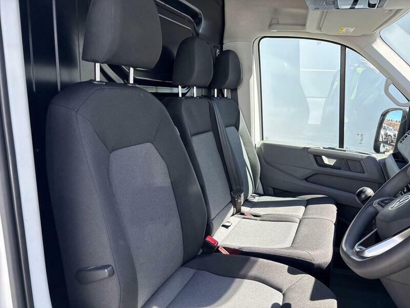 Volkswagen Crafter Cr35 Panel Van Startline Mwb 140 Ps 2.0 Tdi 6Sp Ma White #32