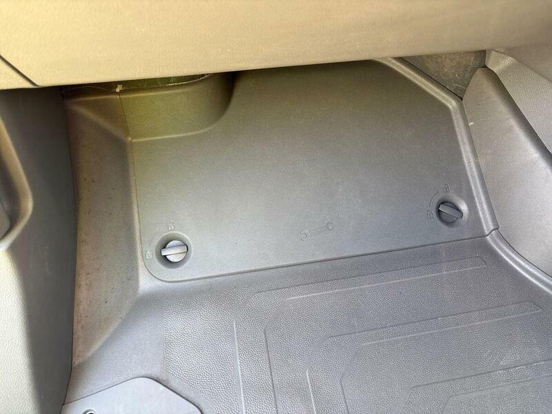 Volkswagen Crafter Cr35 Panel Van Startline Mwb 140 Ps 2.0 Tdi 6Sp Ma White #88