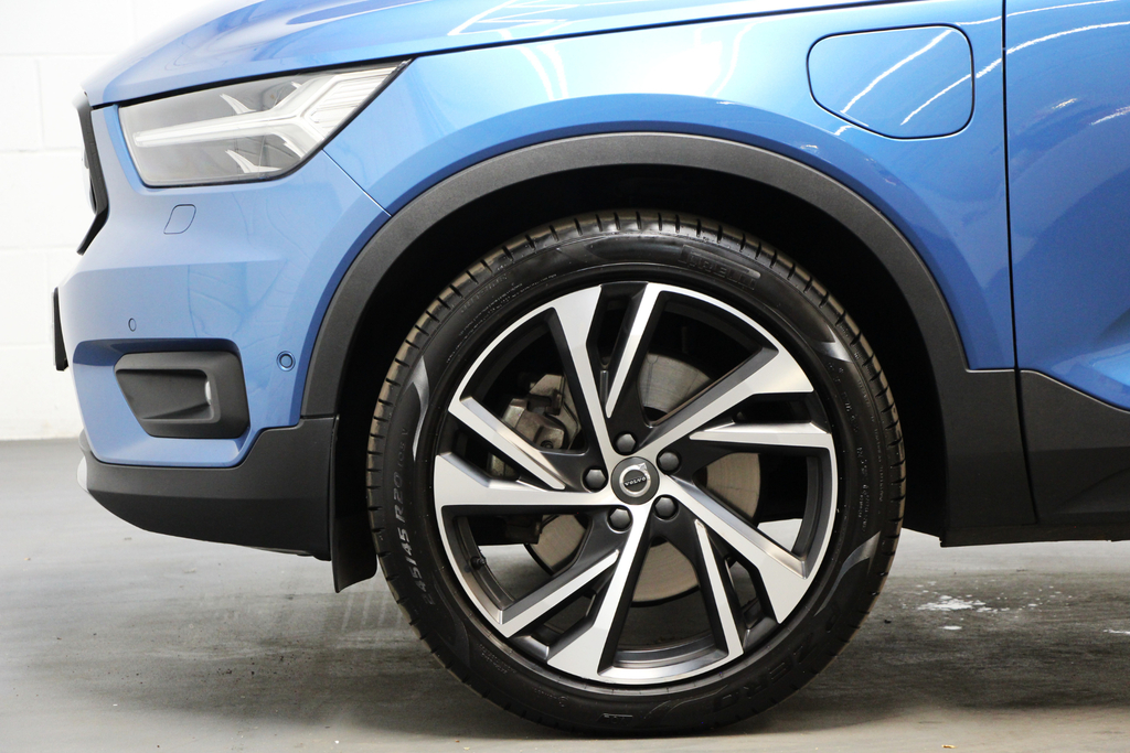 Volvo XC40 1.5H T5 Twin Engine 10.7Kwh R-design Pro Phev 262 BK21YNE #4