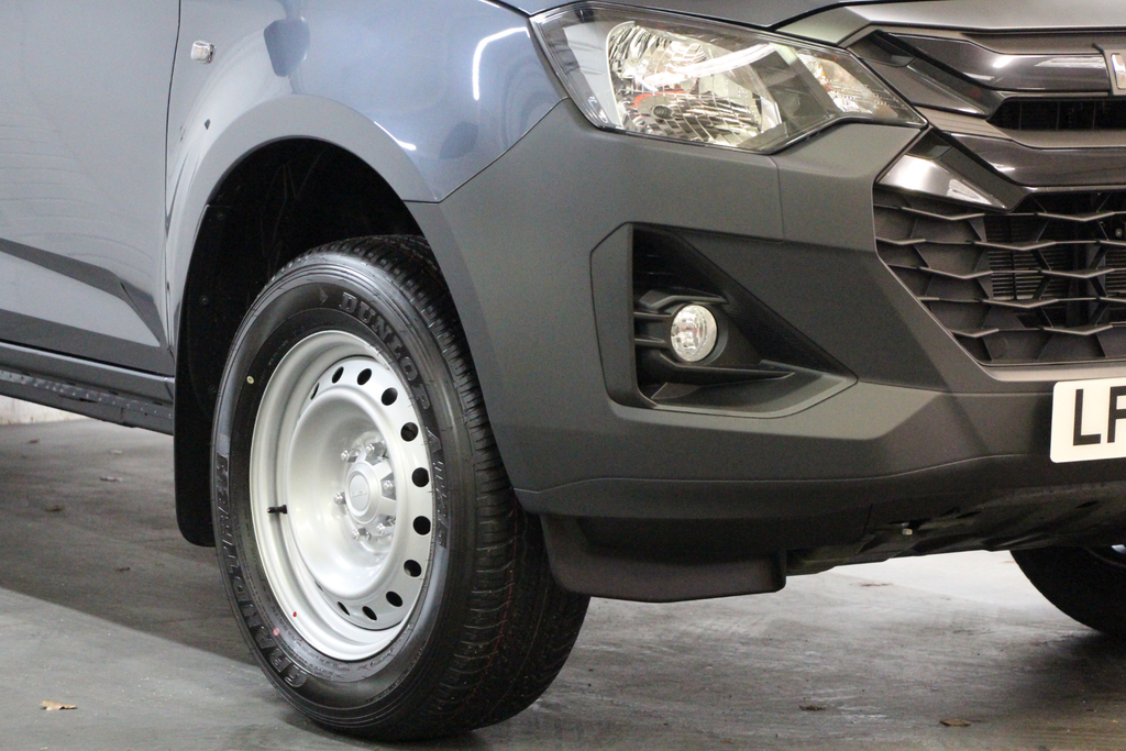 Isuzu D-Max 1.9 Dl20 Double Cab 4X4 - 2025 75 Silver #15