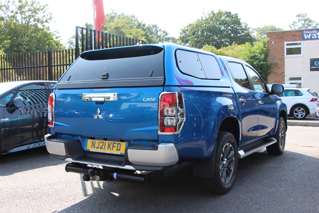 Mitsubishi L200 Di-d Dc Barbarian Blue #7