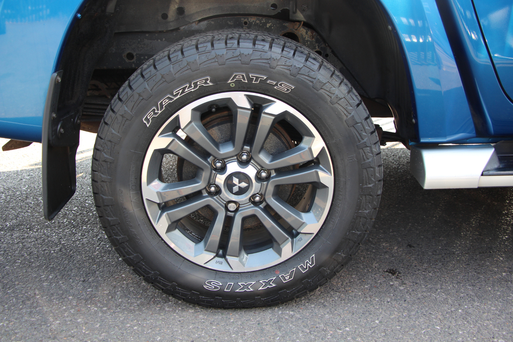 Mitsubishi L200 Di-d Dc Barbarian Double Cab 4Wd 150 Fsh, Finan  #6
