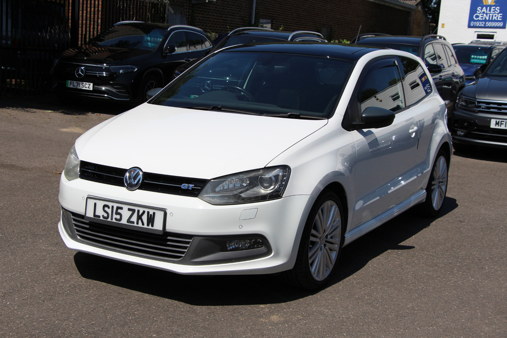 Volkswagen Polo Hatchback Red #2