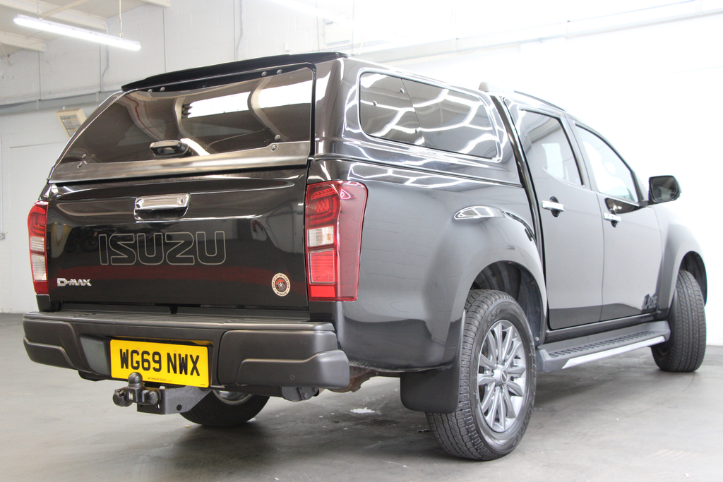 Isuzu D-Max Dcb 4X4 Pick Up Truckman Top White #14