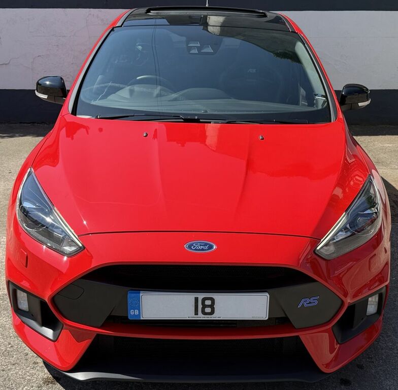 Ford Focus Hatchback Red #2