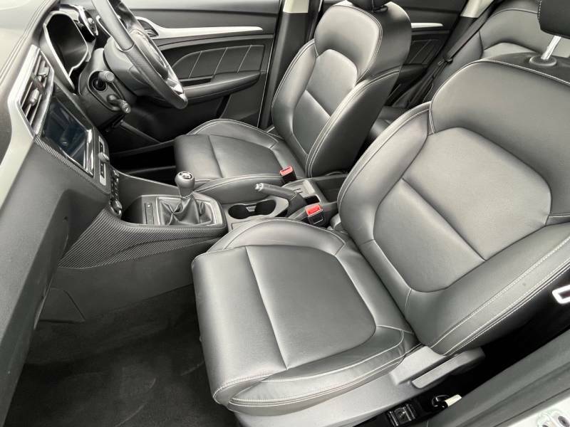 MG ZS Hatchback Blue #10
