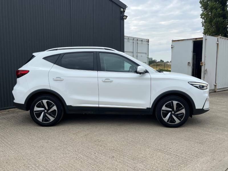 MG ZS 130Kw Trophy Connect Ev 51Kwh - 2024 74 White #2