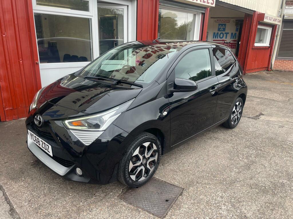 Toyota Aygo X X-plore Black #3