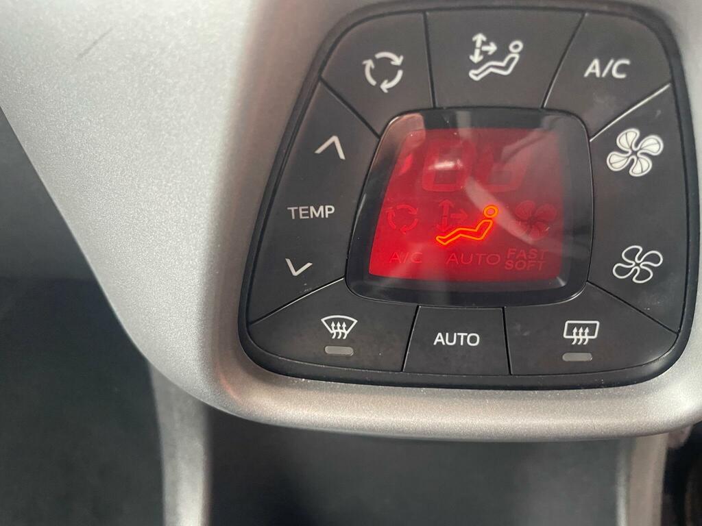 Toyota Aygo X X-plore Black #5