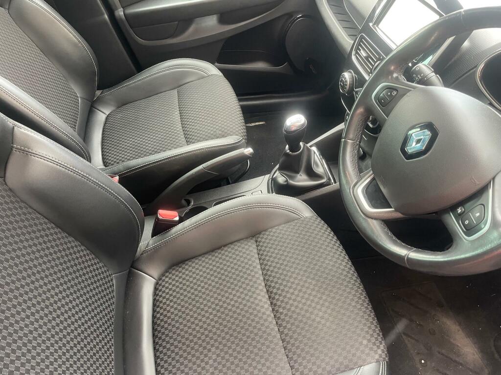 Renault Clio Gt Line Black #4