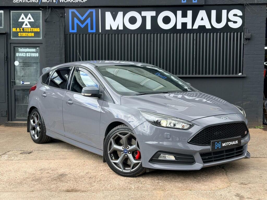 Ford Focus Hatchback 2.0T Ecoboost St-3 Euro 6 Ss 201 Grey