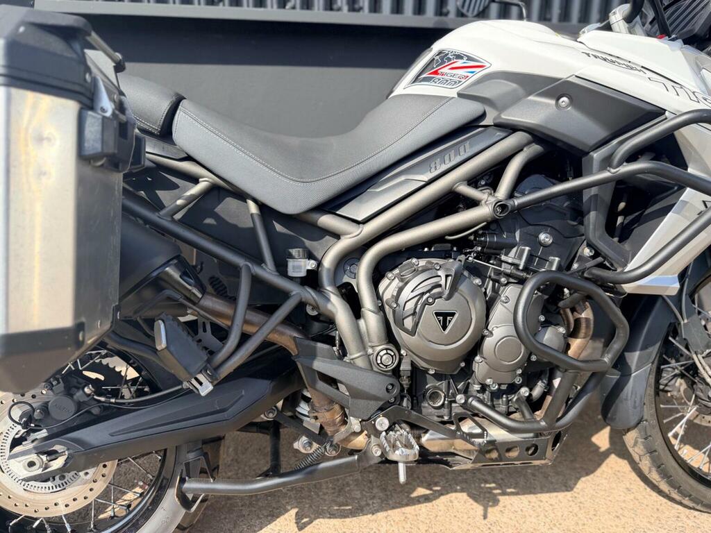 Triumph Adventure 800 Xca Euro 4 202069 KY69FGO White #4